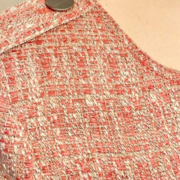Woman’s Pink Tweed Crop Blazer Jacket Sz 4 Talbots - Picture 3 of 14